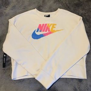 Nike crop sweatshirt M